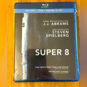 Super 8 Blu-Ray + DVD